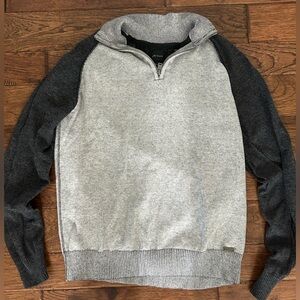 JB Holt quarter zip sweater. from Buckle. Size medium. Grey with black sleeves.